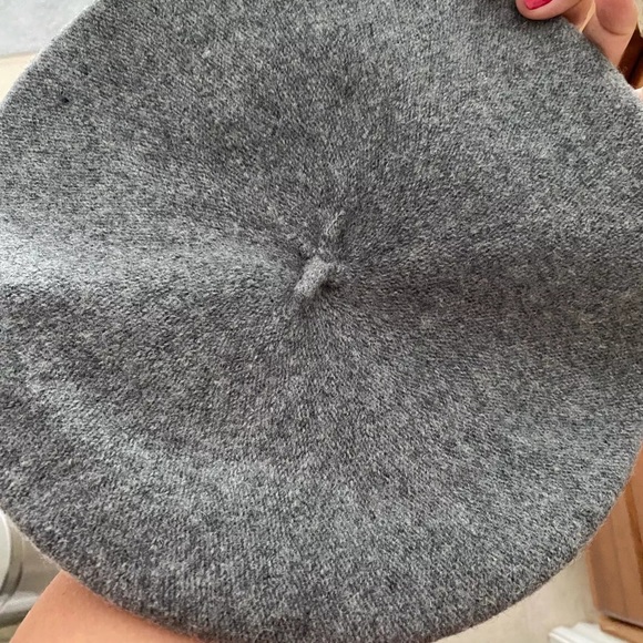 Wool Beret - Picture 3 of 3